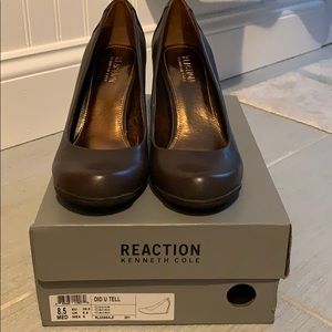 Women’s Kenneth Cole reaction wedge size 8.5 NIB